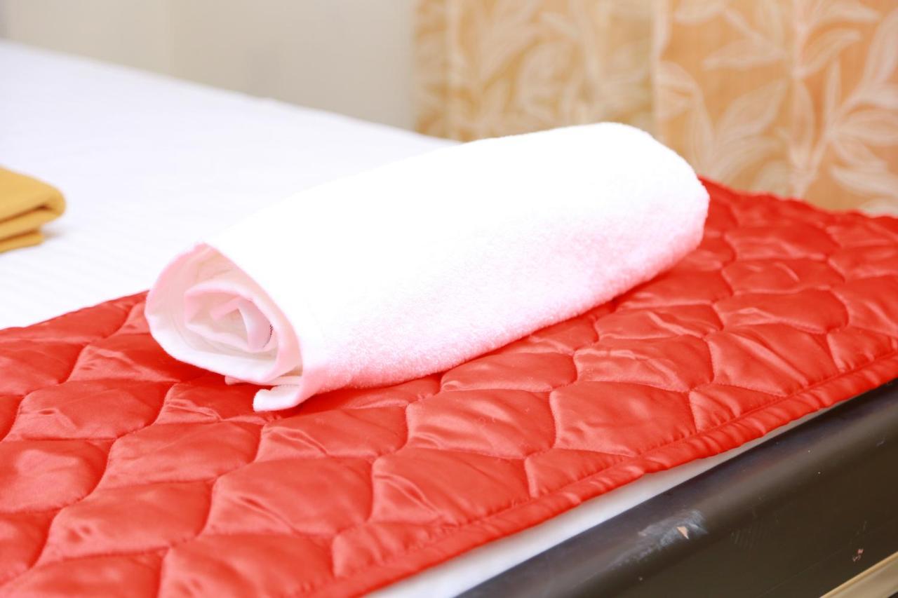 Metro Residency Hotel Kochi Luaran gambar