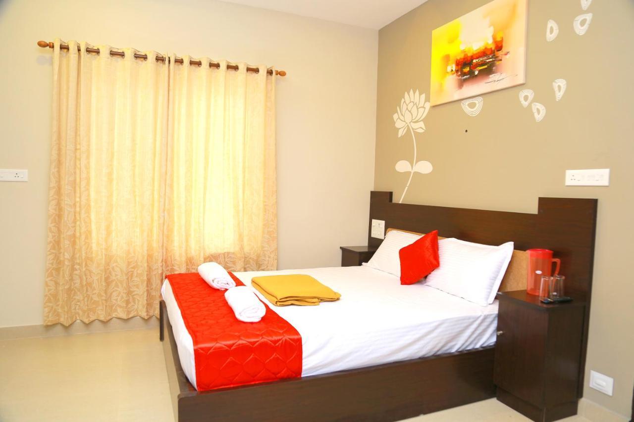 Metro Residency Hotel Kochi Luaran gambar