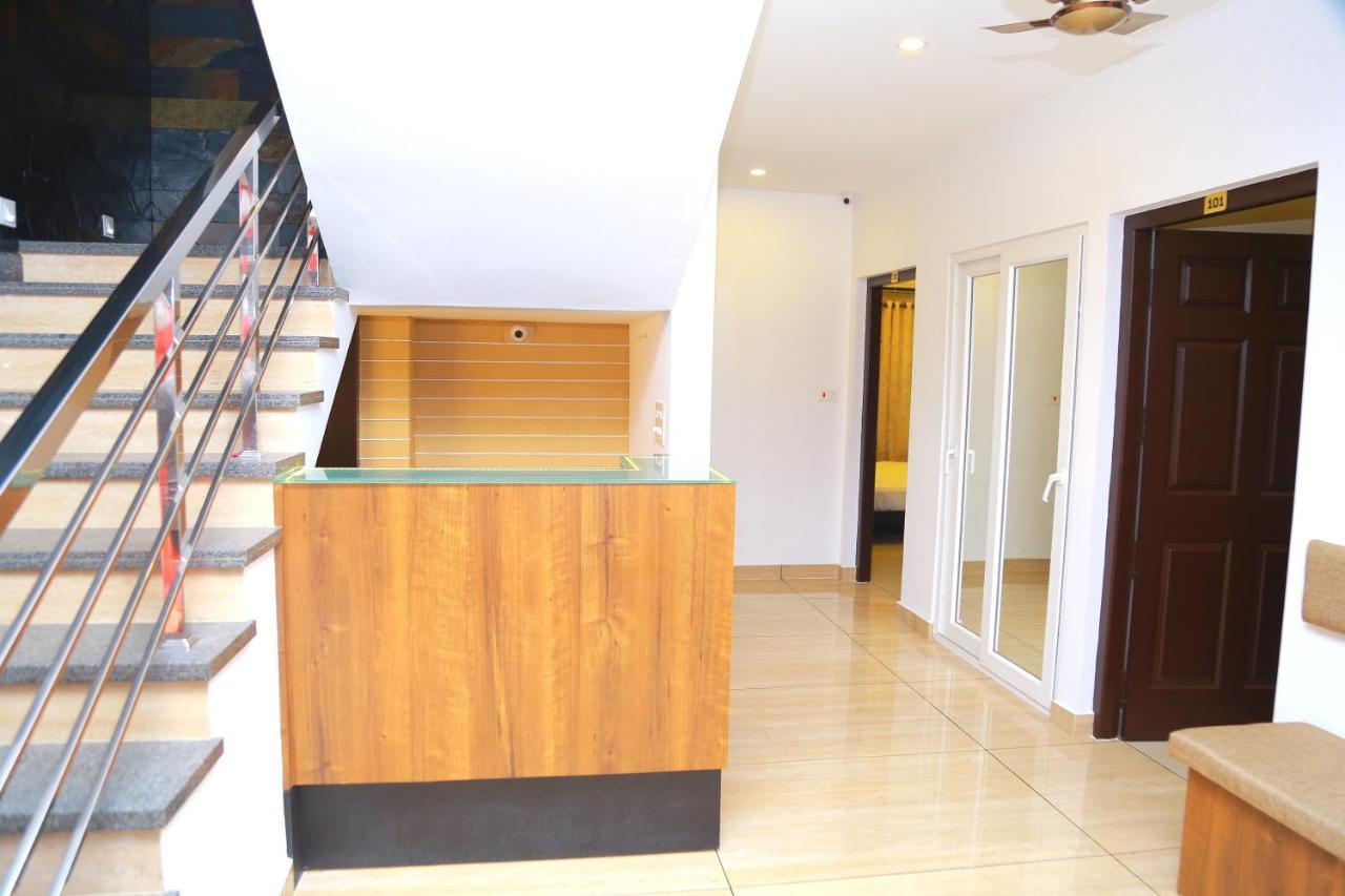 Metro Residency Hotel Kochi Luaran gambar