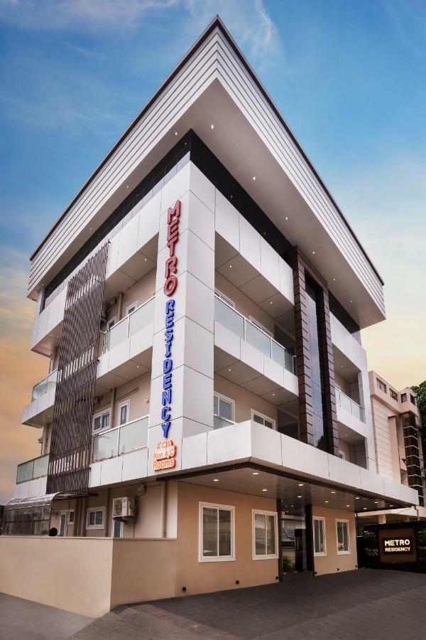 Metro Residency Hotel Kochi Luaran gambar