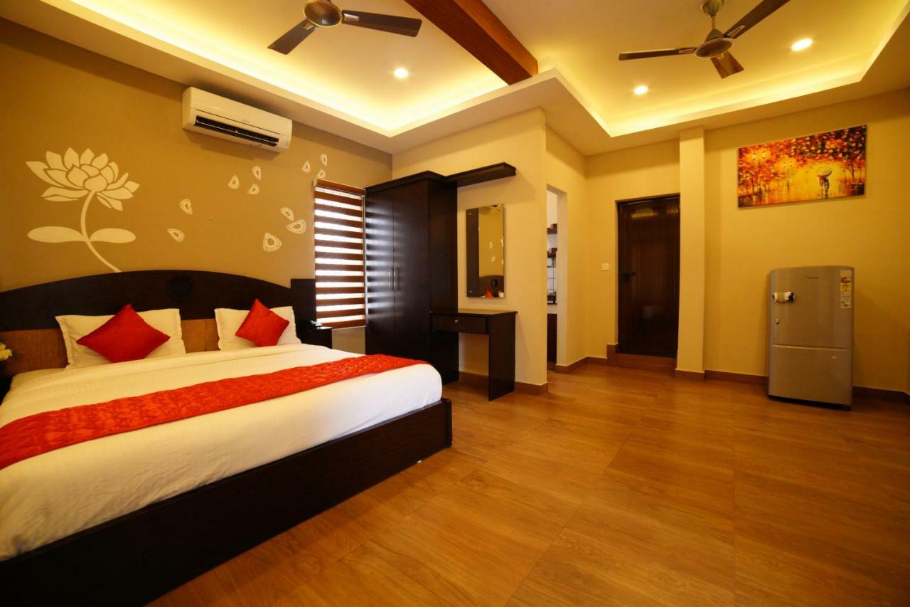 Metro Residency Hotel Kochi Luaran gambar